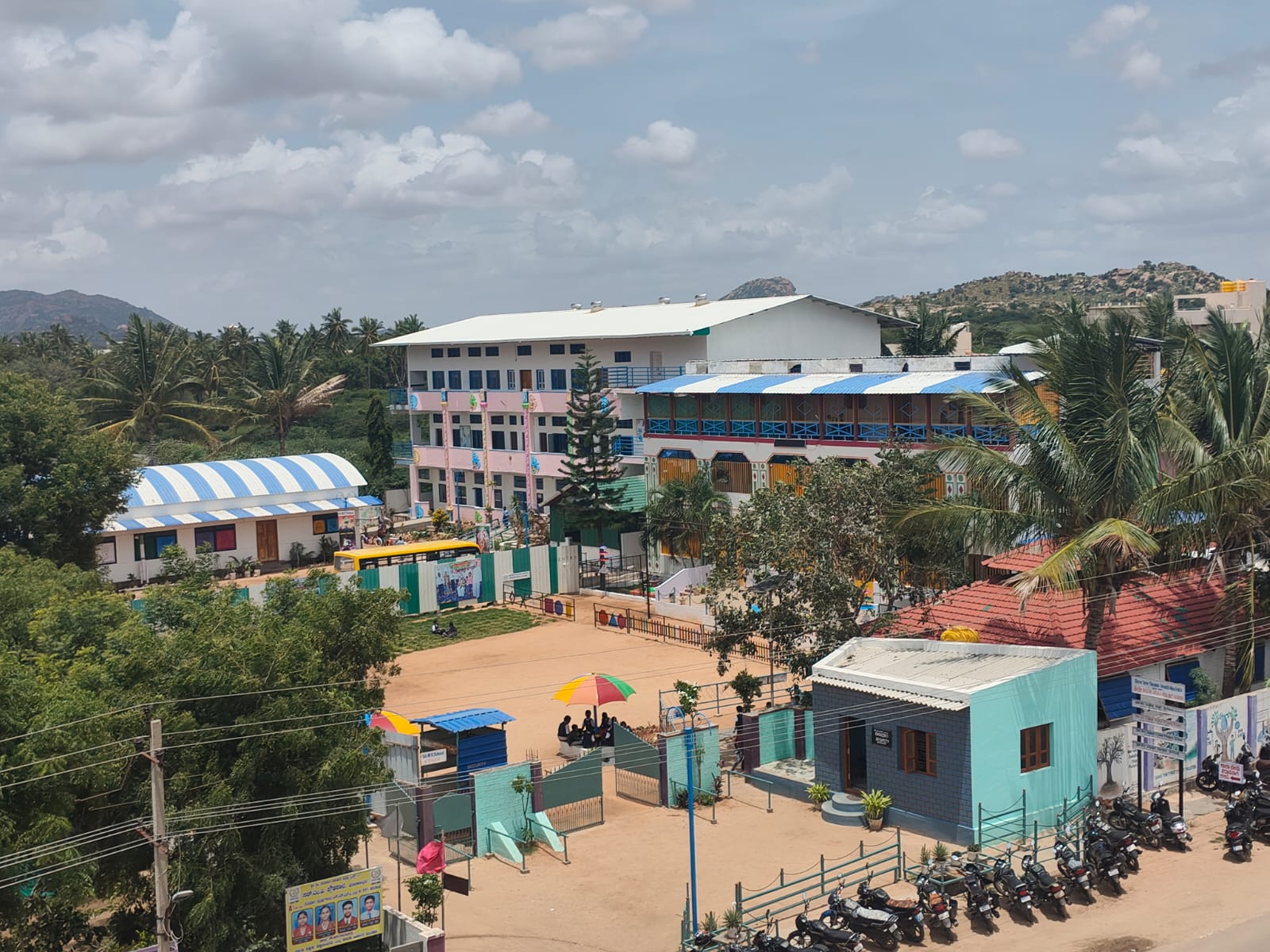 SIR.M.V.SCHOOL